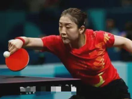 场上显得尤 场上显得尤