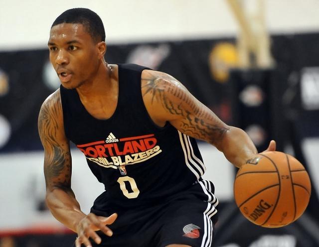 人也来到了 人也来到了